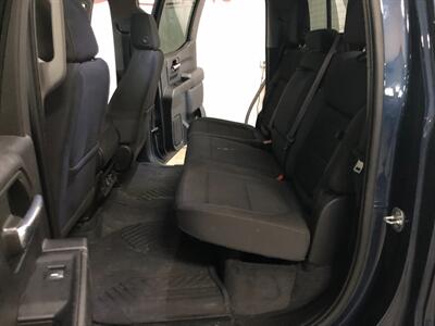 2020 Chevrolet Silverado 1500 LT   - Photo 16 - Saint Louis, MI 48880-9800