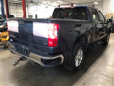 2020 Chevrolet Silverado 1500 LT   - Photo 6 - Saint Louis, MI 48880-9800