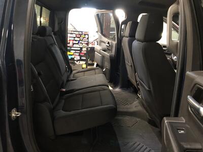 2020 Chevrolet Silverado 1500 LT   - Photo 18 - Saint Louis, MI 48880-9800