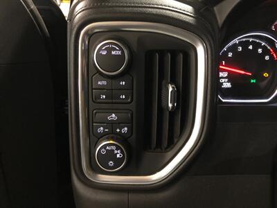 2020 Chevrolet Silverado 1500 LT   - Photo 12 - Saint Louis, MI 48880-9800