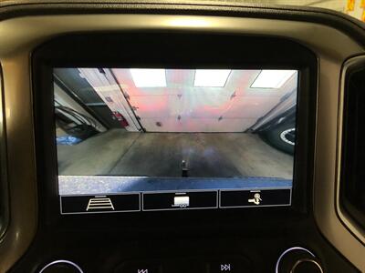 2020 Chevrolet Silverado 1500 LT   - Photo 14 - Saint Louis, MI 48880-9800