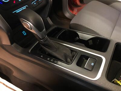 2019 Ford Escape SE - Photo 12 - Saint Louis, MI 48880-9800