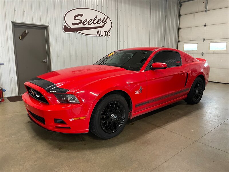 2014 Ford Mustang PREMIUM   - Photo 1 - Saint Louis, MI 48880-9800