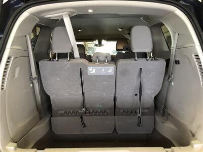 2020 Chrysler Voyager LX   - Photo 25 - Saint Louis, MI 48880-9800