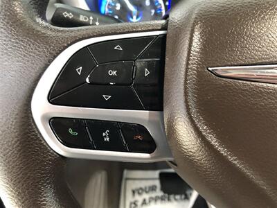 2020 Chrysler Voyager LX   - Photo 9 - Saint Louis, MI 48880-9800