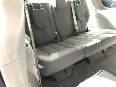 2020 Chrysler Voyager LX   - Photo 21 - Saint Louis, MI 48880-9800