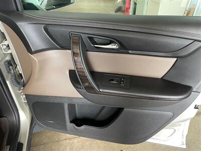 2017 GMC Acadia Limited - Photo 25 - Saint Louis, MI 48880-9800