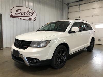 2020 Dodge Journey Crossroad   - Photo 2 - Saint Louis, MI 48880-9800