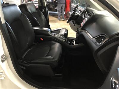 2020 Dodge Journey Crossroad   - Photo 20 - Saint Louis, MI 48880-9800