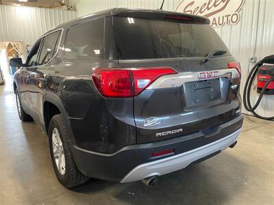 2018 GMC Acadia SLE-1 - Photo 3 - Saint Louis, MI 48880-9800