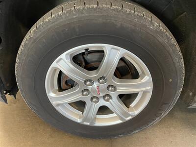 2018 GMC Acadia SLE-1 - Photo 23 - Saint Louis, MI 48880-9800