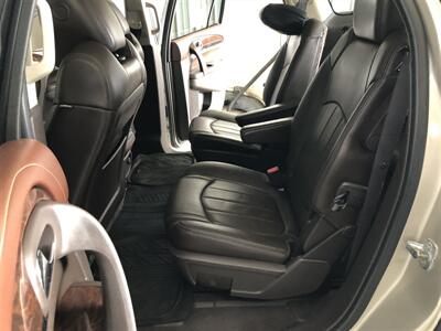 2014 Buick Enclave Leather   - Photo 17 - Saint Louis, MI 48880-9800