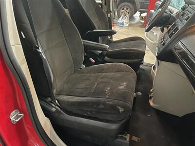 2013 Dodge Grand Caravan SE   - Photo 17 - Saint Louis, MI 48880-9800