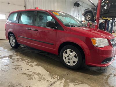 2013 Dodge Grand Caravan SE   - Photo 5 - Saint Louis, MI 48880-9800