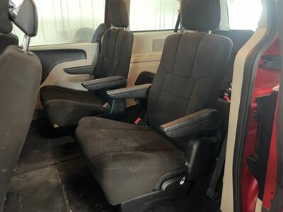 2013 Dodge Grand Caravan SE   - Photo 13 - Saint Louis, MI 48880-9800