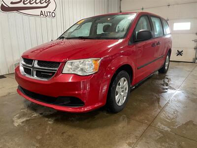 2013 Dodge Grand Caravan SE   - Photo 2 - Saint Louis, MI 48880-9800