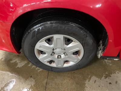 2013 Dodge Grand Caravan SE   - Photo 21 - Saint Louis, MI 48880-9800