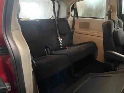 2013 Dodge Grand Caravan SE   - Photo 16 - Saint Louis, MI 48880-9800