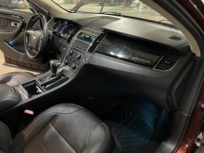 2010 Ford Taurus Limited   - Photo 18 - Saint Louis, MI 48880-9800