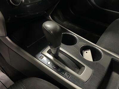 2014 Nissan Altima 2.5   - Photo 13 - Saint Louis, MI 48880-9800