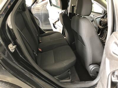 2016 Ford Focus SE   - Photo 17 - Saint Louis, MI 48880-9800