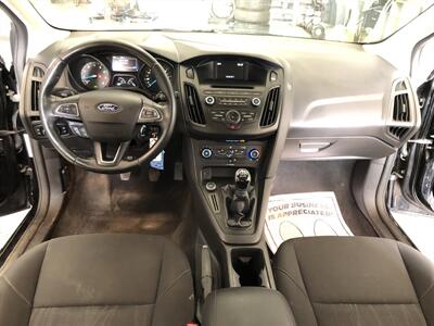 2016 Ford Focus SE   - Photo 7 - Saint Louis, MI 48880-9800