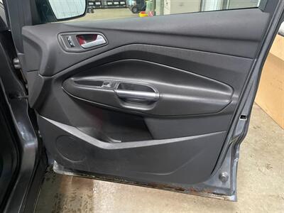 2014 Ford Escape Titanium   - Photo 20 - Saint Louis, MI 48880-9800