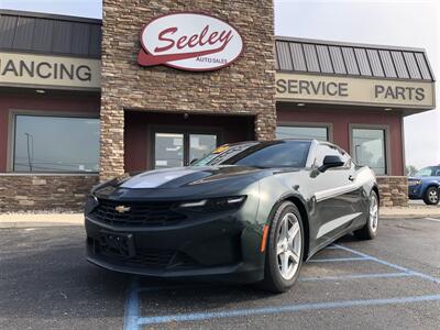 2020 Chevrolet Camaro LT   - Photo 2 - Saint Louis, MI 48880-9800