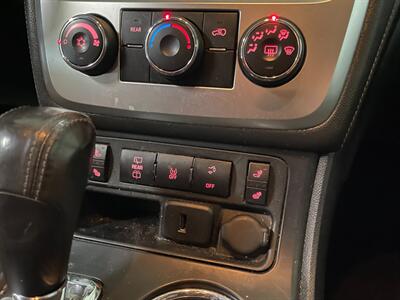 2015 GMC Acadia SLE-2   - Photo 14 - Saint Louis, MI 48880-9800