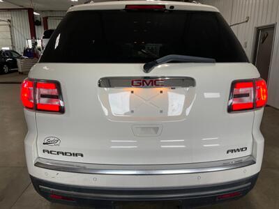2015 GMC Acadia SLE-2   - Photo 27 - Saint Louis, MI 48880-9800