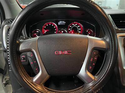 2015 GMC Acadia SLE-2   - Photo 9 - Saint Louis, MI 48880-9800