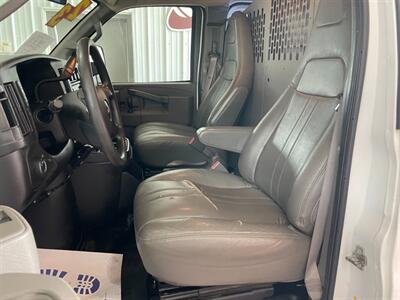2023 GMC Savana 2500 - Photo 13 - Saint Louis, MI 48880-9800