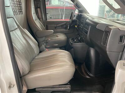 2023 GMC Savana 2500 - Photo 14 - Saint Louis, MI 48880-9800