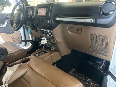 2012 Jeep Wrangler Rubicon - Photo 17 - Saint Louis, MI 48880-9800