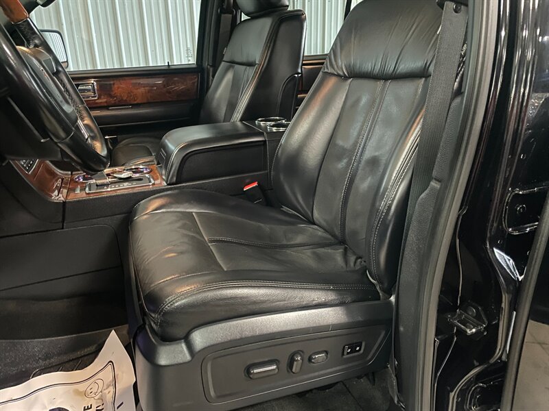 2017 Lincoln Navigator L Select - Photo 18 - Saint Louis, MI 48880-9800