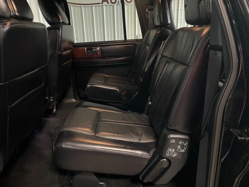 2017 Lincoln Navigator L Select - Photo 19 - Saint Louis, MI 48880-9800