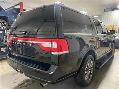 2017 Lincoln Navigator L Select - Photo 6 - Saint Louis, MI 48880-9800