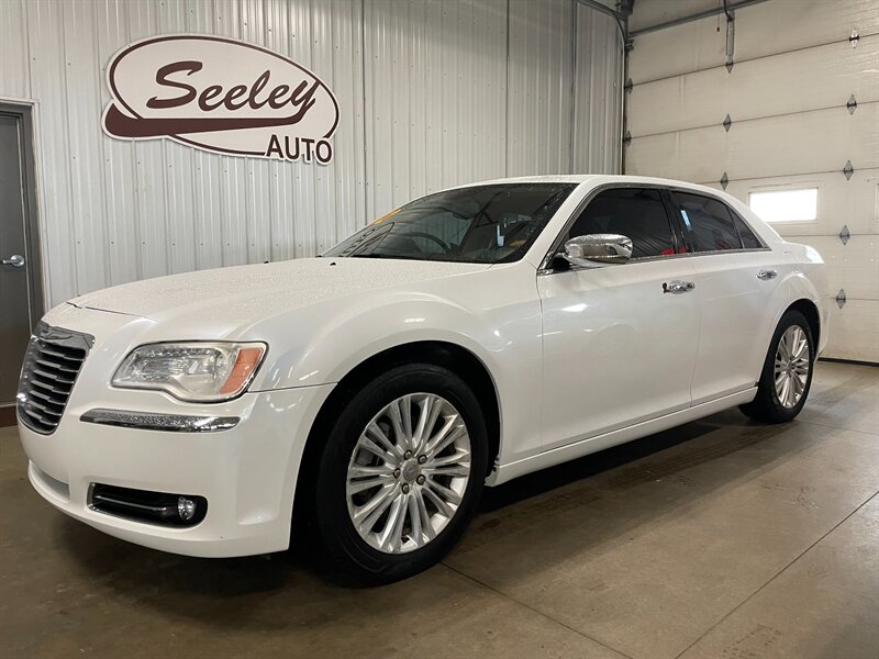 Bright White Clear Coat 2012 Chrysler 300 Limited AWD Sedan All-Wheel Drive 8-Speed Automatic