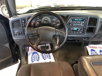2006 Chevrolet Silverado 1500 Work Truck   - Photo 8 - Saint Louis, MI 48880-9800