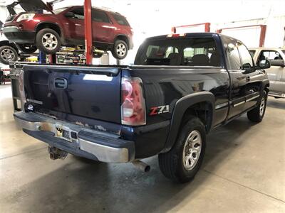 2006 Chevrolet Silverado 1500 Work Truck   - Photo 6 - Saint Louis, MI 48880-9800