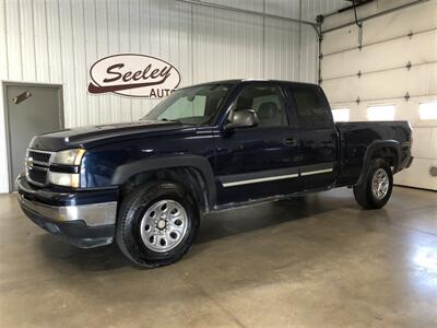 2006 Chevrolet Silverado 1500 Work Truck   - Photo 1 - Saint Louis, MI 48880-9800