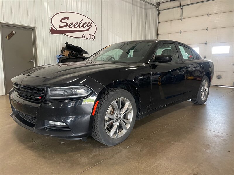 2021 Dodge Charger SXT   - Photo 1 - Saint Louis, MI 48880-9800