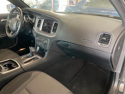 2021 Dodge Charger SXT - Photo 18 - Saint Louis, MI 48880-9800