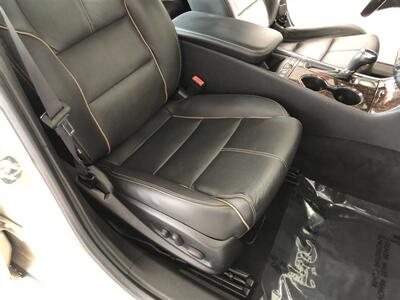 2015 Chevrolet Impala LTZ   - Photo 17 - Saint Louis, MI 48880-9800