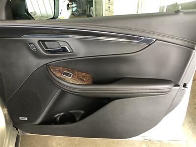 2015 Chevrolet Impala LTZ   - Photo 19 - Saint Louis, MI 48880-9800