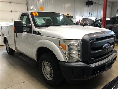 2013 Ford F-250 Super Duty XL   - Photo 3 - Saint Louis, MI 48880-9800