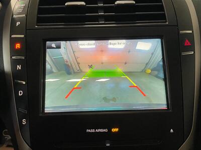 2015 Lincoln MKZ - Photo 12 - Saint Louis, MI 48880-9800