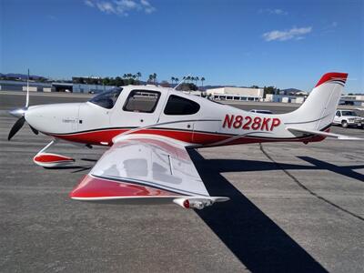 2005 Cirrus SR22 - GTS   - Photo 10 - Santa Monica, CA 90405