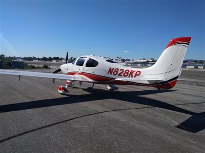 2005 Cirrus SR22 - GTS   - Photo 9 - Santa Monica, CA 90405