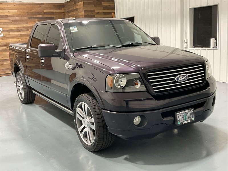 2007 Ford F-150 Harley-Davidson Crew Cab 4X4 / 5.4L V8/1-OWNER  / Leather / Sunroof / Navigation / ZERO RUST - Photo 2 - Gladstone, OR 97027